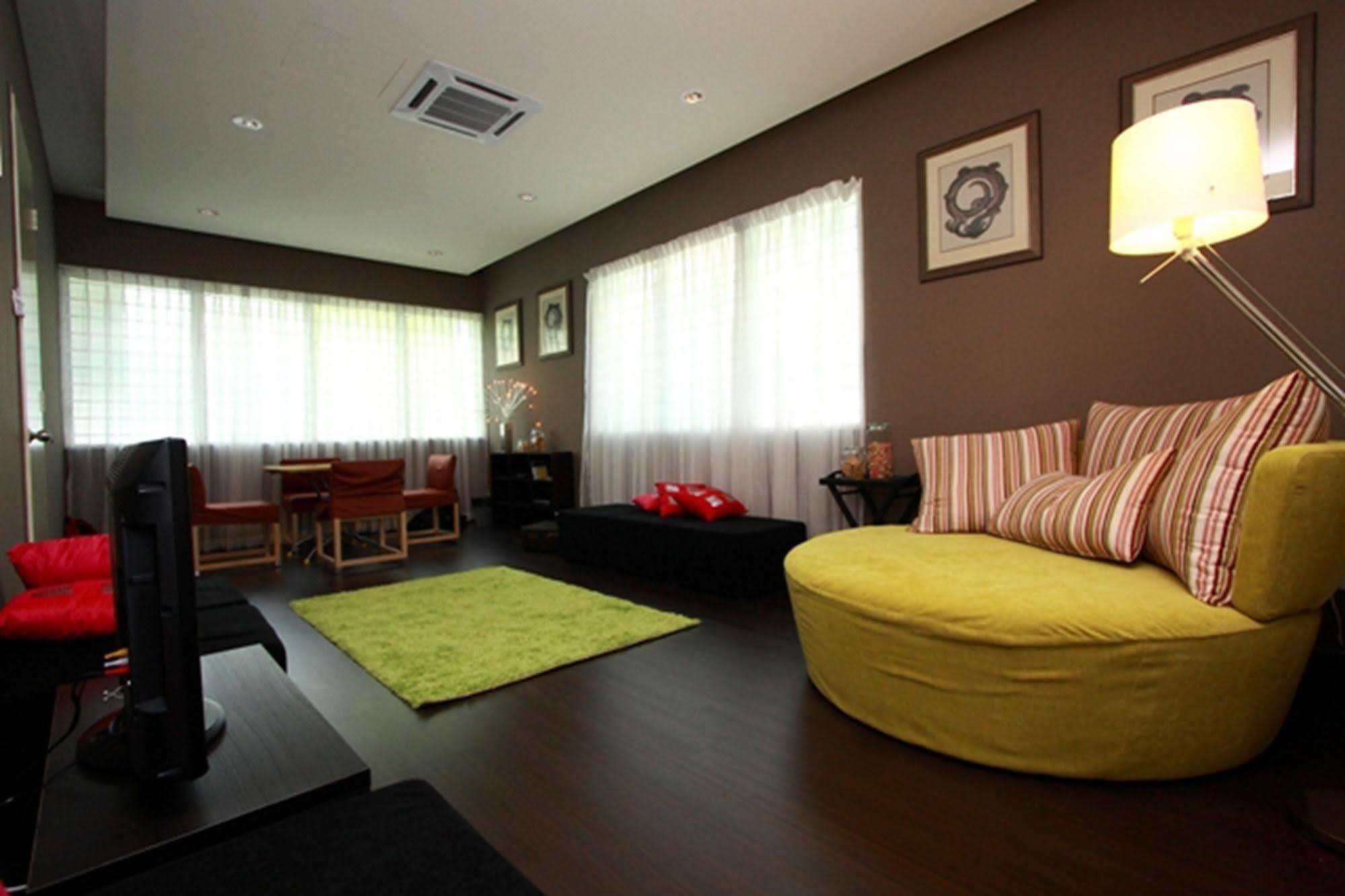 Chymes Hotel Tanjung Bungah  Eksteriør billede